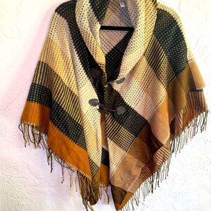 Woven Poncho in Black and Brown, one size NWOT